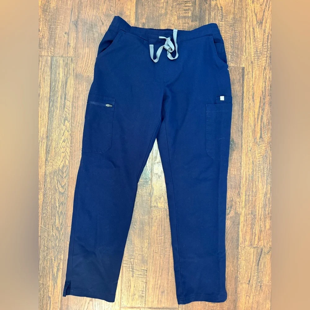FIGS yola skinny scrub pants - Picture 1 of 4